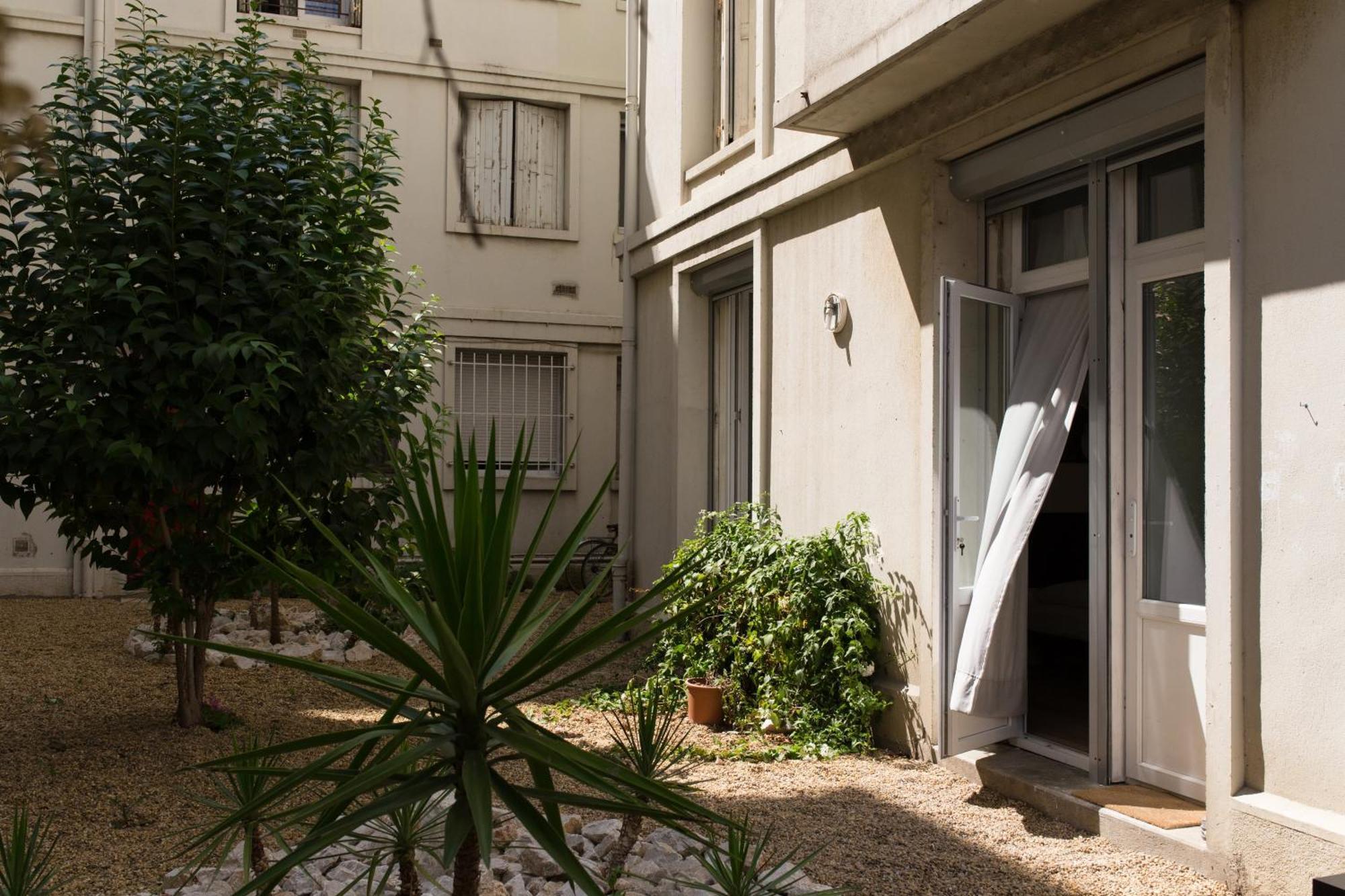 Sleep In Montpellier, Cosy, Central, 5 Ch, 10P, Tram L1, 2,3 & 4 Ngoại thất bức ảnh
